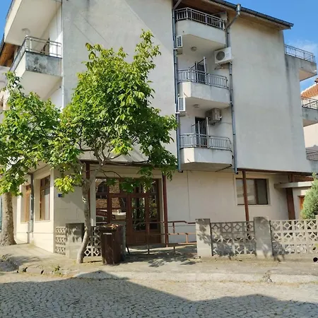 Coral Family 2* Черноморец